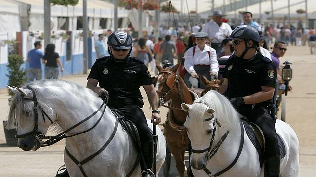 Unos 900 agentes velarán por la seguridad en la Feria