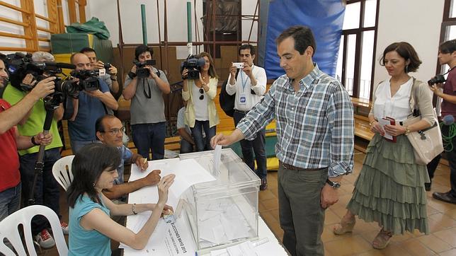 Nieto esgrime el «aval de la experiencia» del gobierno local para pedir el voto