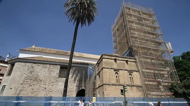 IU marca condiciones y exige suspender ayudas a la restauración de Santa Catalina