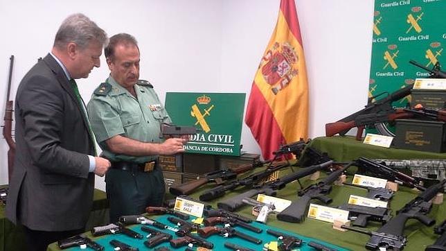 La Guardia Civil interviene uno de los mayores arsenales de armas de España
