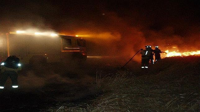 Las altas temperaturas provocan siete incendios en la sierra de Cádiz