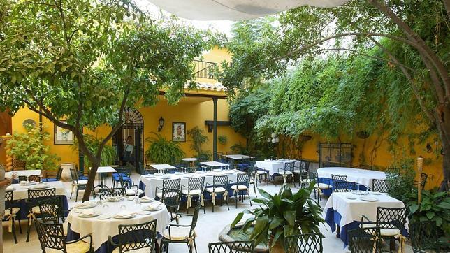Uno de los patios de Los Berengueles