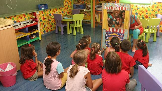 Unos 300 niños de la Macarena se quedan sin ludoteca este verano