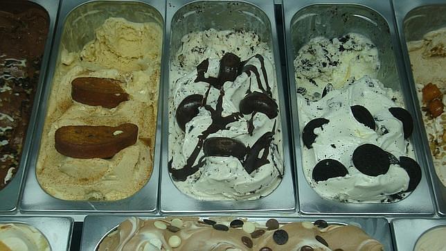 A la izquierda, el helado de gachas de La Graciosa