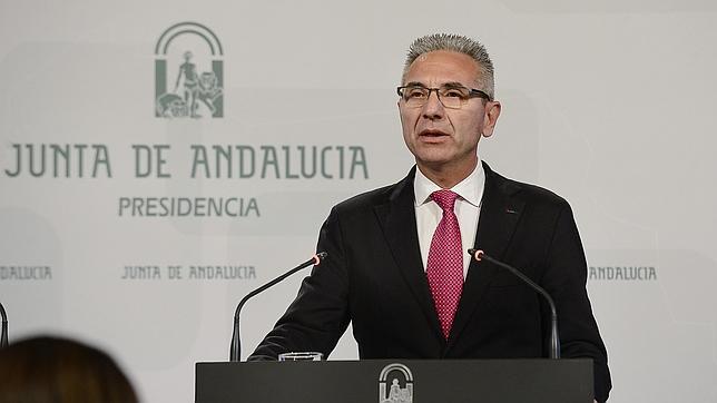 La Junta andaluza reduce el número de altos cargos