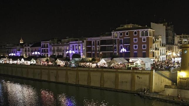 Disfruta de una fiesta popular con la Velá de Santa Ana