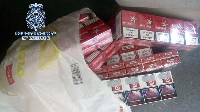 Incautadas 166 cajetillas de tabaco de contrabando en dos quioscos