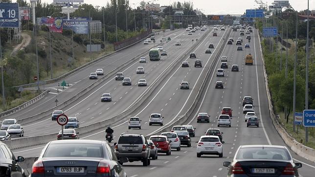 Los coches particulares de Sevilla rozan los diez años de antigüedad