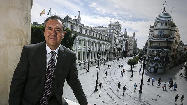 Juan Espadas: «¡Qué va a saber Participa Sevilla! No me condicionan nada»