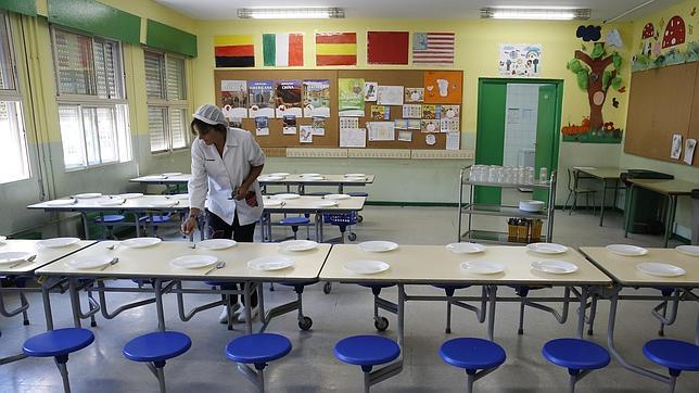 Decenas de alumnos dejan de recibir las bolsas de merienda