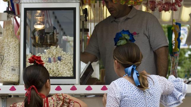 Abre el plazo de solicitudes de actividades feriantes de la Feria de Abril de 2016