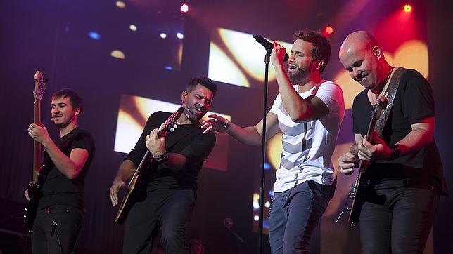 Córdoba se rinde ante el hechizo de Pablo Alborán