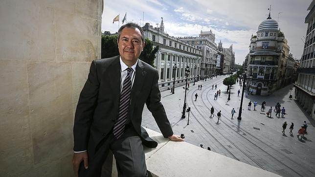 Espadas sube un 10 por ciento el Catastro para recaudar más en las ventas de casas