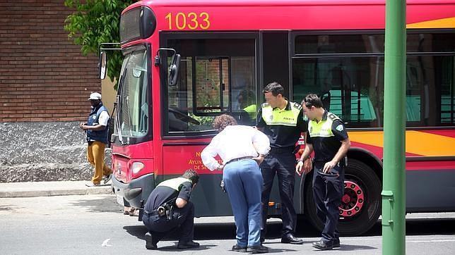 Octavo autobús de Tussam apedreado en dos semanas