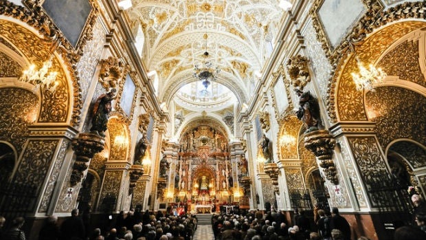 Basílica de la Virgen de las Angustias, Patrona de Granada