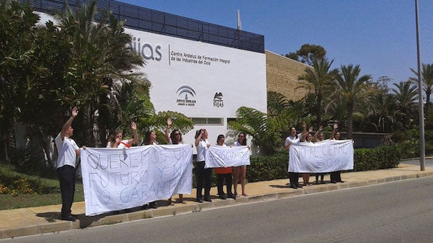 Los trabajadores de CIO Mijas y La Fonda amenazan con consecuencias penales a Junta y ayuntamientos