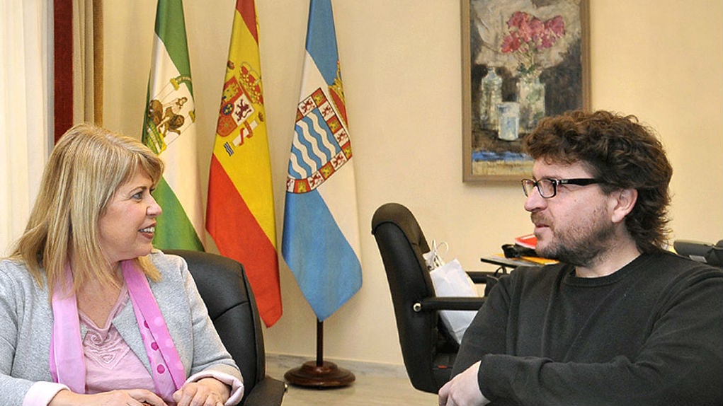 Mamen Sánchez y Juan Miguel del Castillo en la reunión que han mantenido