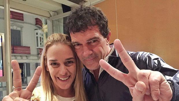 Lilian Tintori y Antonio Banderas piden la liberación de Leopoldo López en la Semana Santa de Málaga