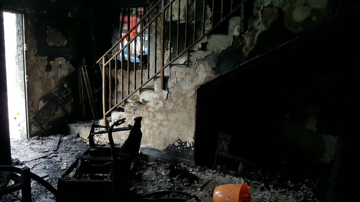 Interior de la vivienda tras el incendio