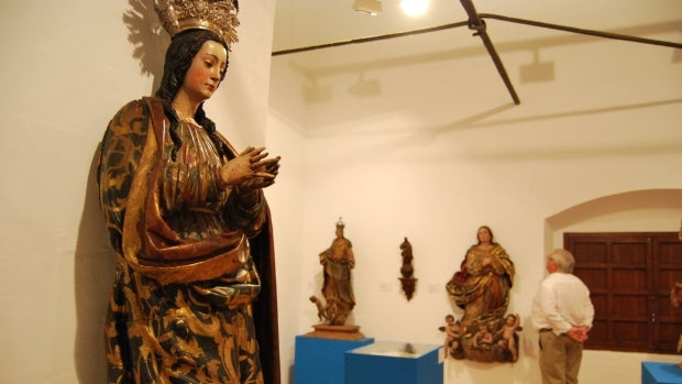 En la muestra pueden verse piezas de Duque Cornejo, Hita del Castillo o Juan Bautista de Amiens