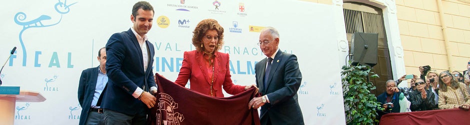 Loren, descubre su estrella en el Paseo de la Fama / ABC