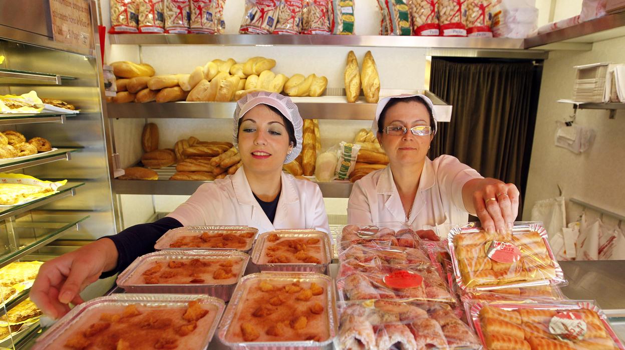 Gachas a la venta en el Horno de la Cruz de Córdoba