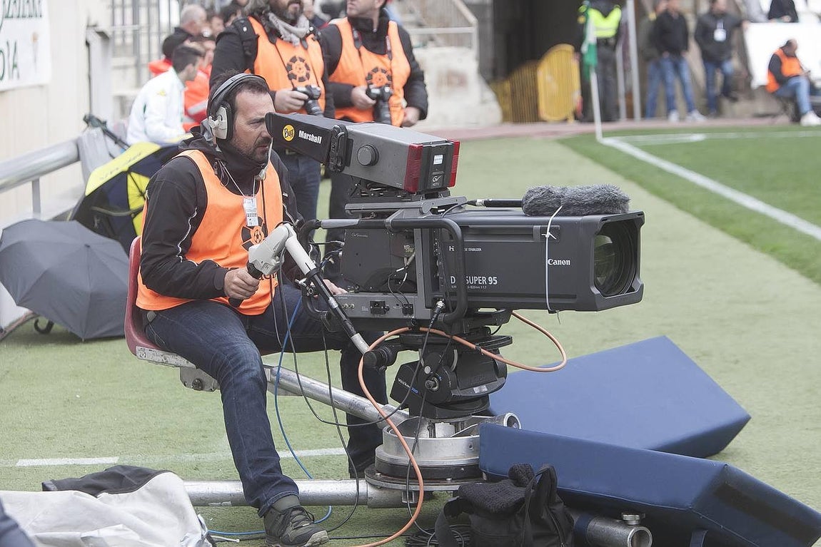 Las gradas en el partido contra el Mirandés
