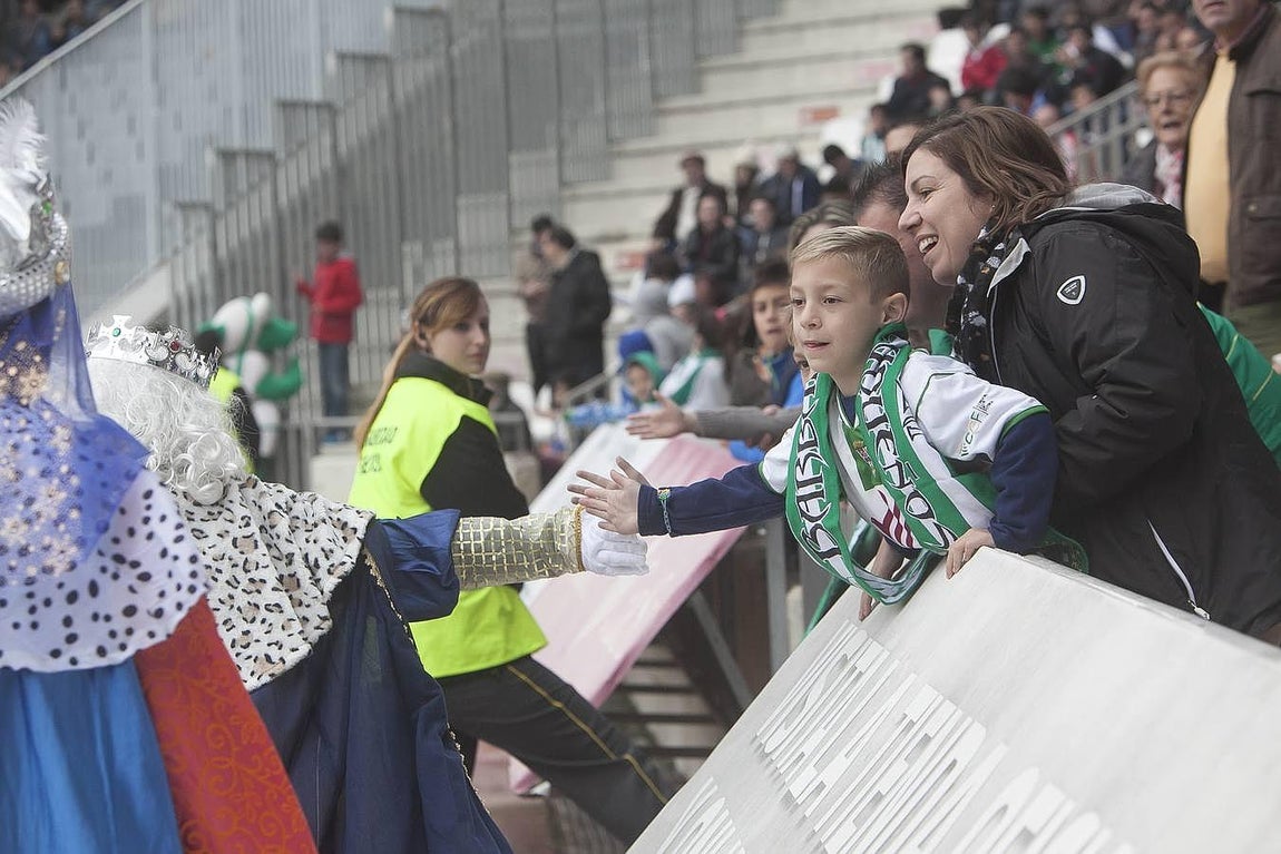 Las gradas en el partido contra el Mirandés