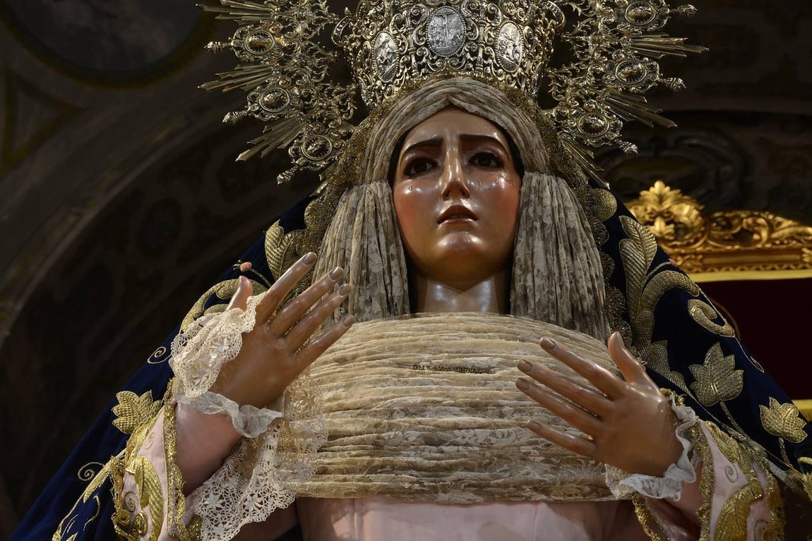 Nuevo esplendor para la Virgen del Dulce Nombre