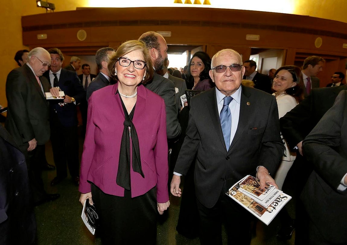 Sevilla, entregada al pregón de Rafa Serna