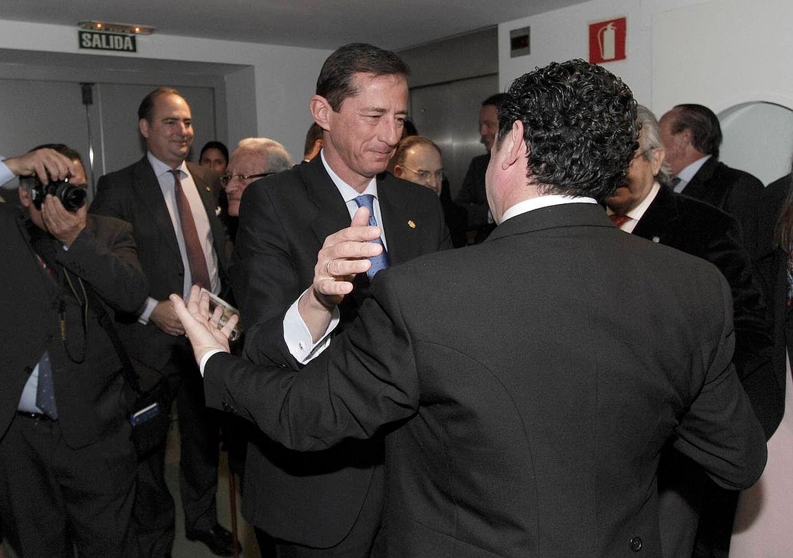 Sevilla, entregada al pregón de Rafa Serna