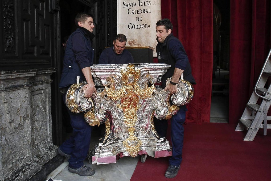 En imágenes, la Custodia de Arfe en el altar de la Catedral de Córdoba