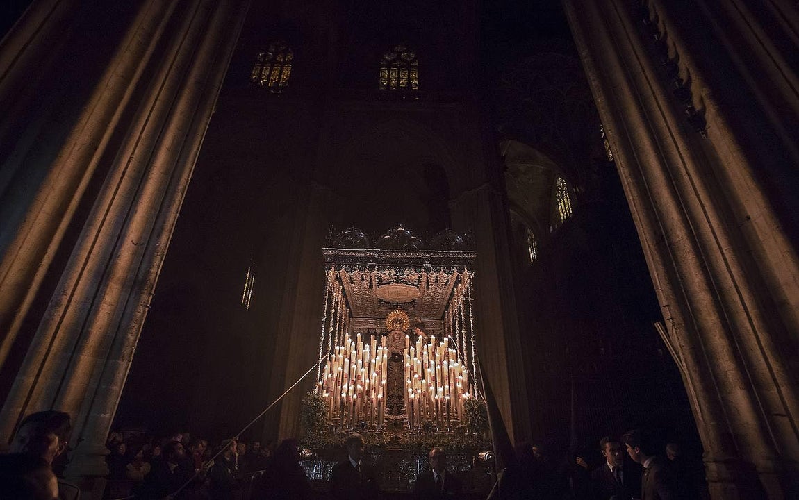 La Madrugada en el interior de la Catedral, por Serrano