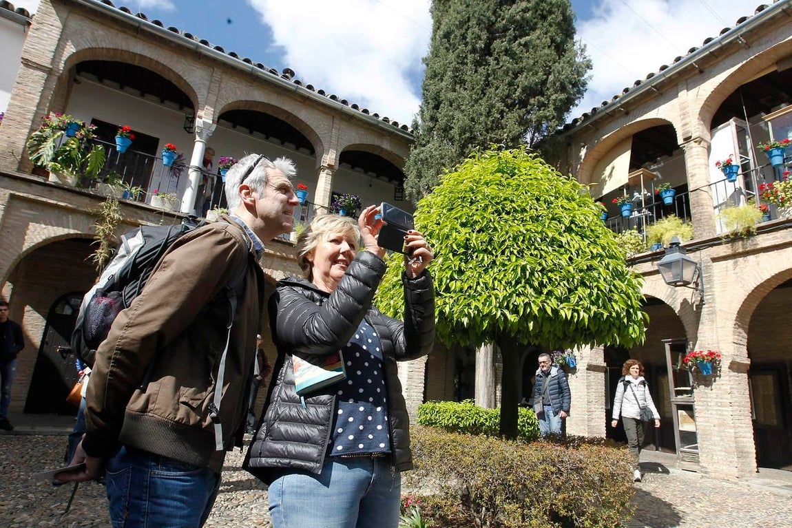 Una visita al Zoco municipal en imágenes