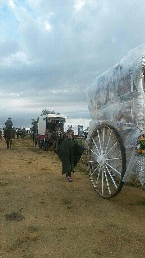 La lluvia adelantó la llegada a El Rocío cuatro días
