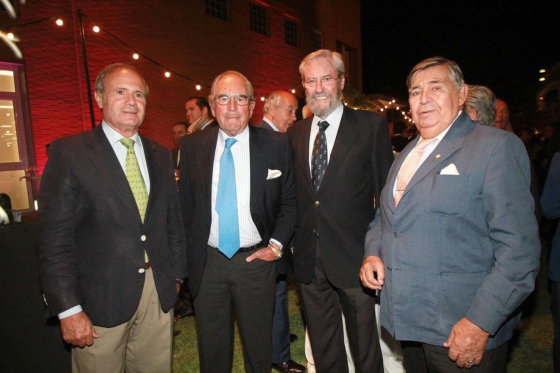 Emotivo homenaje a Fernando Carrasco, ganador del premio Manuel Ramírez