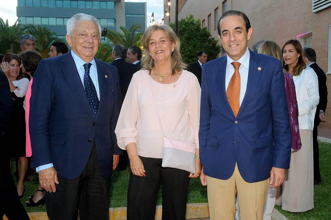 Emotivo homenaje a Fernando Carrasco, ganador del premio Manuel Ramírez