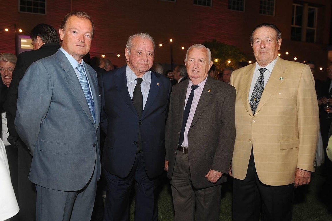 Emotivo homenaje a Fernando Carrasco, ganador del premio Manuel Ramírez