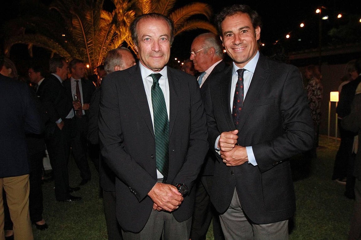 Emotivo homenaje a Fernando Carrasco, ganador del premio Manuel Ramírez