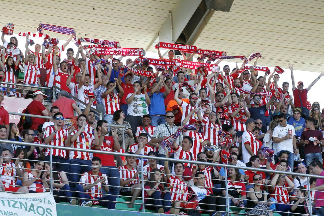 En imágenes, el ambiente en la grada de El Arcángel