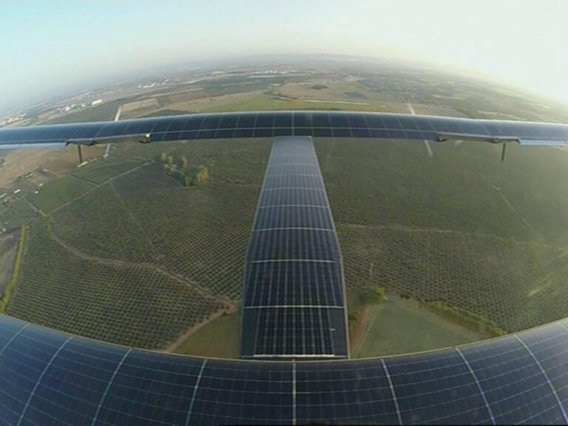 Las mejores imágenes de la llegada del avión Solar Impulse