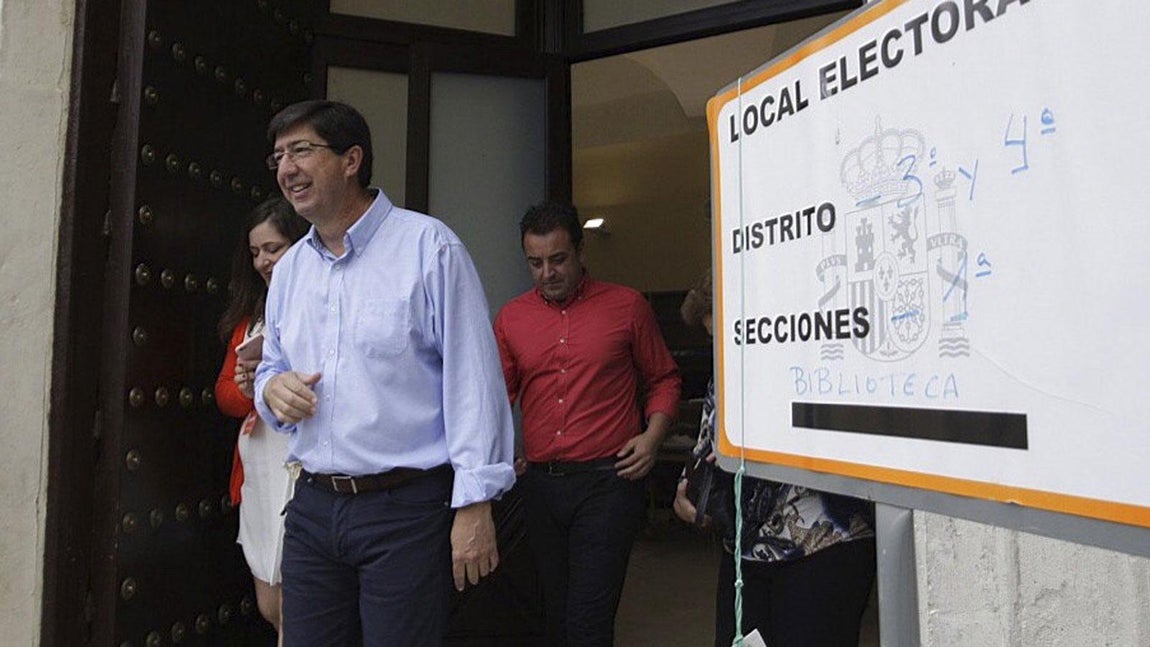 Los líderes políticos andaluces acuden a las urnas