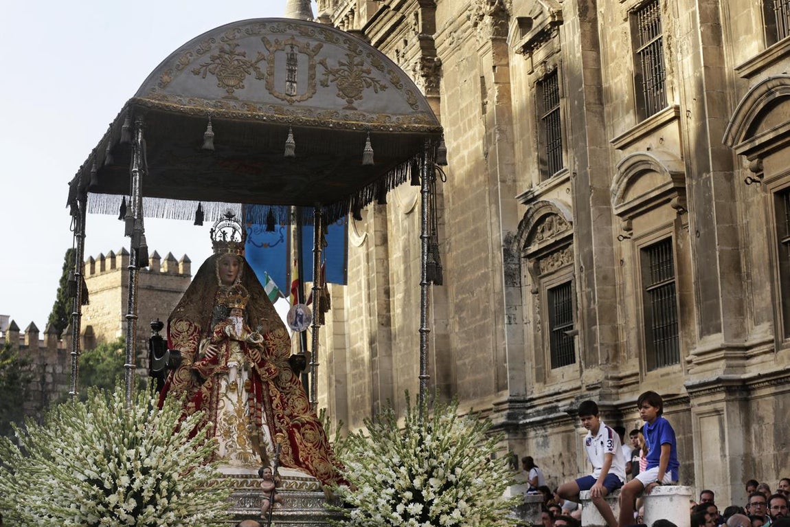 Las mejores imágenes del día de la Virgen de los Reyes