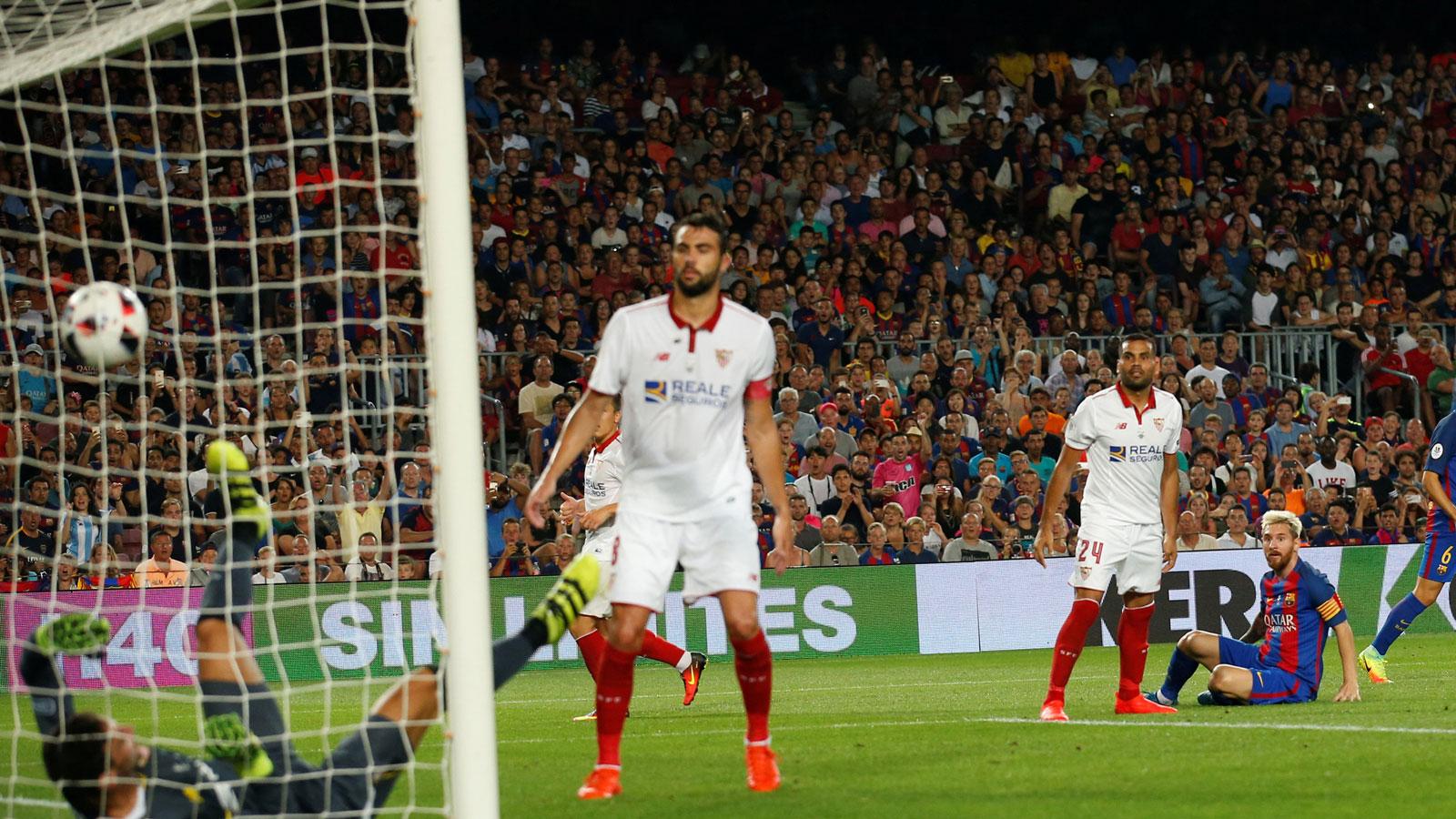 El Sevilla pierde ante un Barcelona crecido en casa