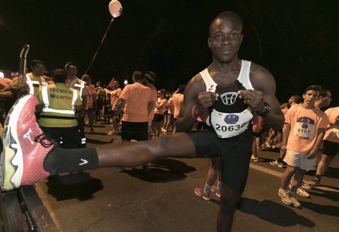 Los sevillanos disfrutan del «running» en la Nocturna