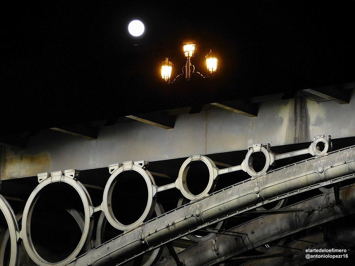 Las mejores fotos de la superluna por los lectores de ABC de Sevilla
