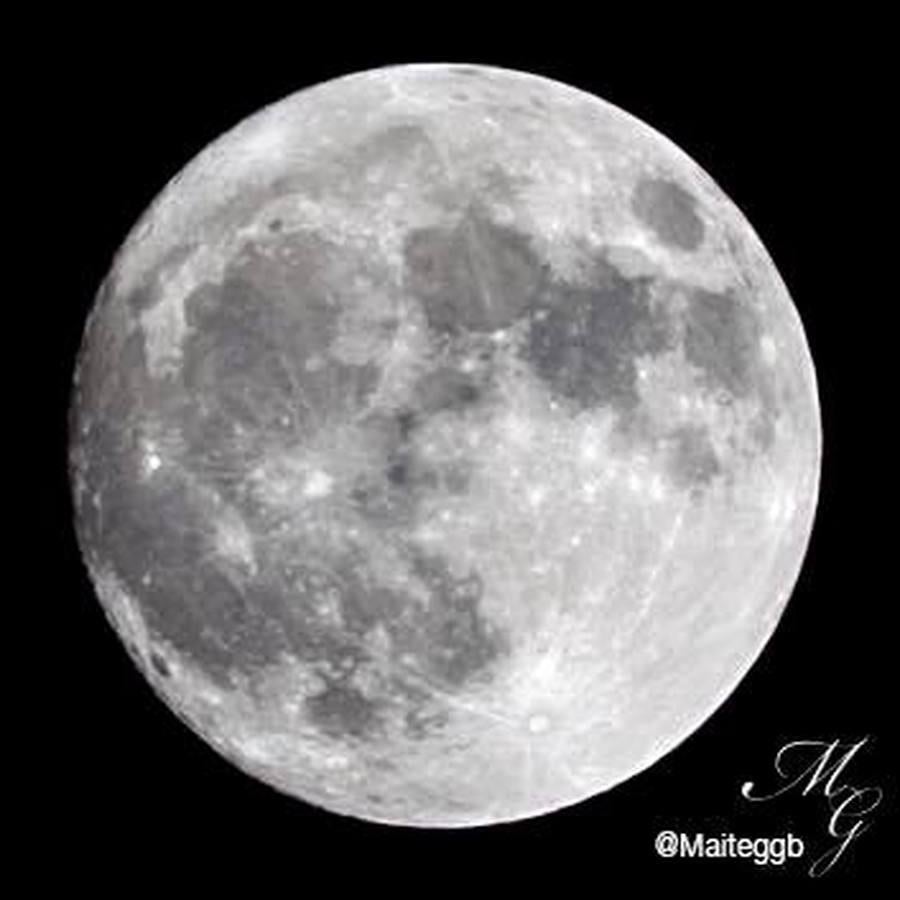 Las mejores fotos de la superluna por los lectores de ABC de Sevilla