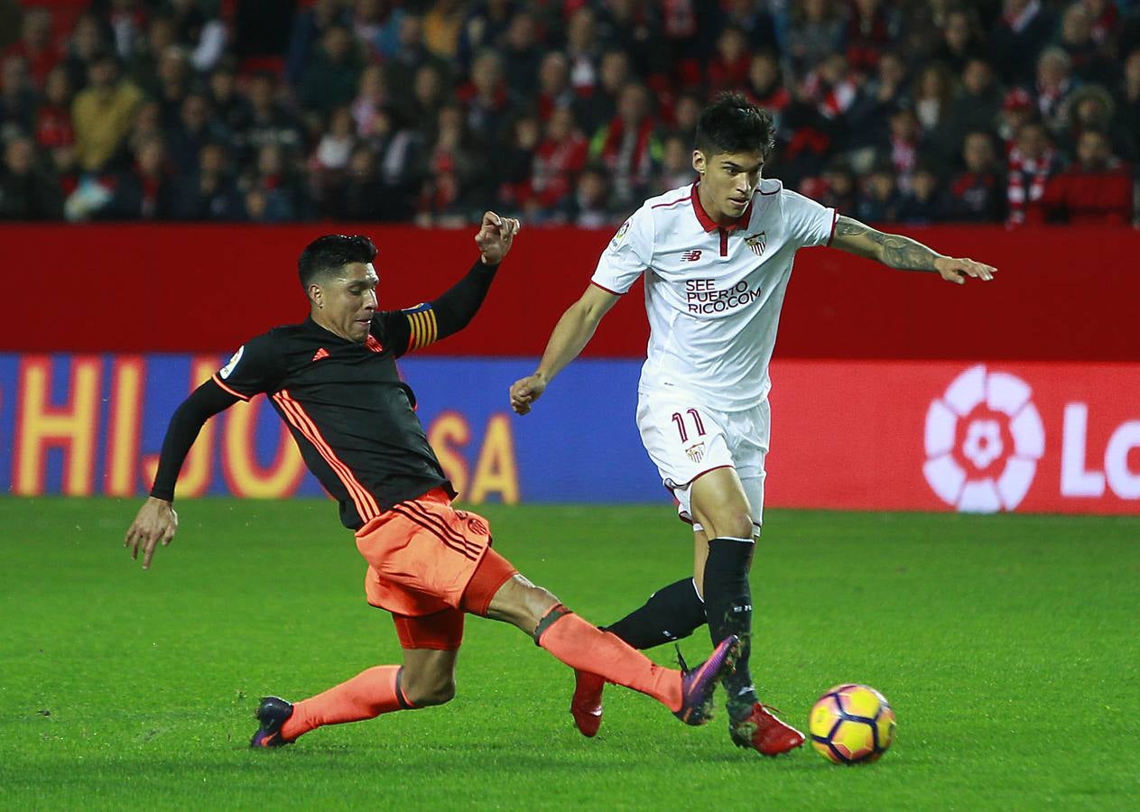 La victoria del Sevilla ante el Valencia, en imágenes