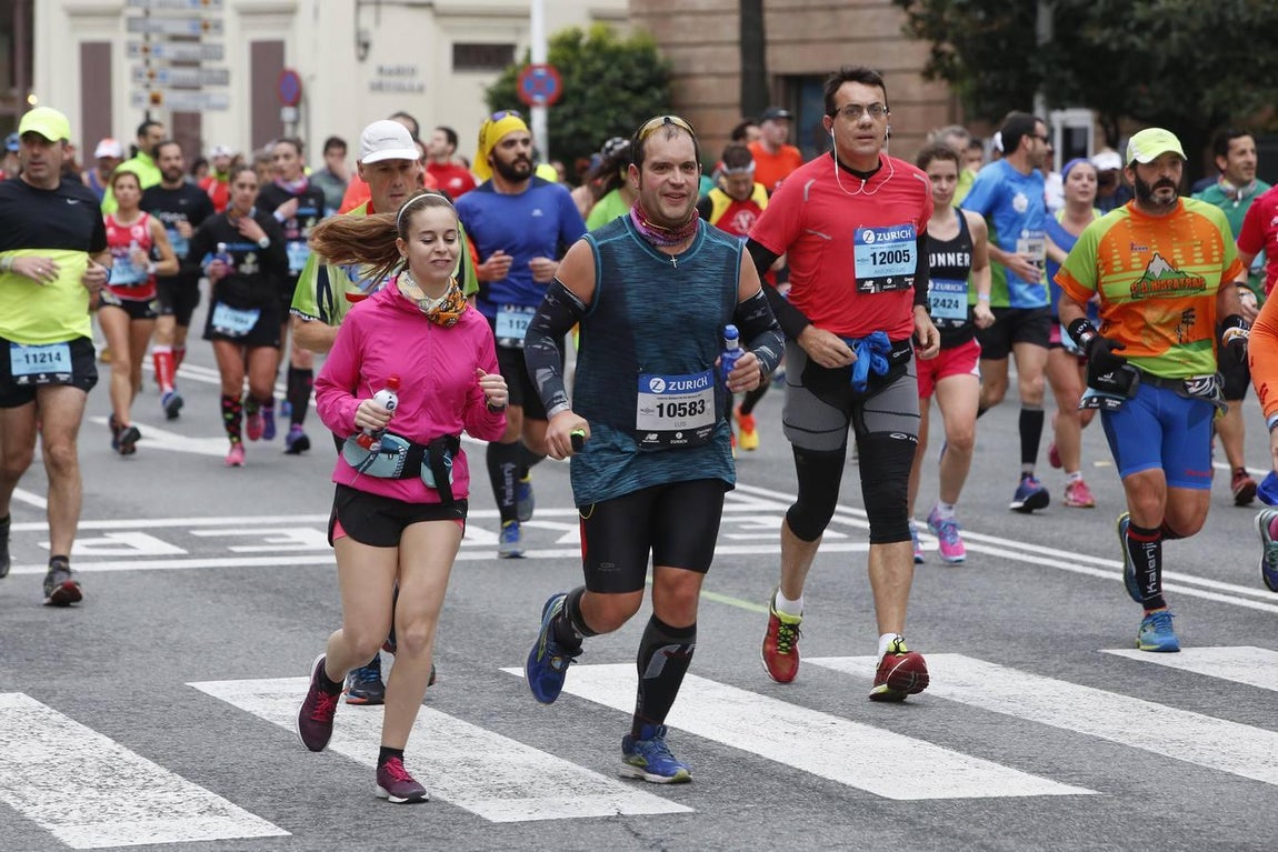 ¿Has corrido el Maratón de Sevilla? ¡Búscate en las imágenes! (II)