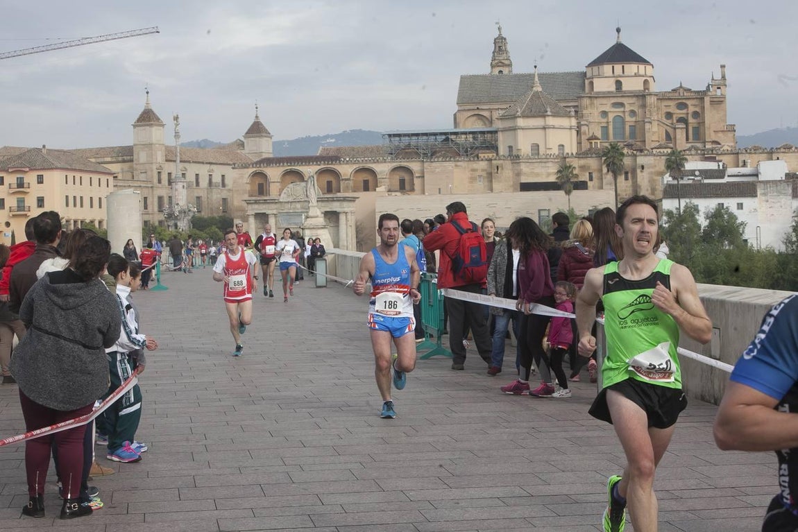 La carrera del Puente Romano, en imágenes